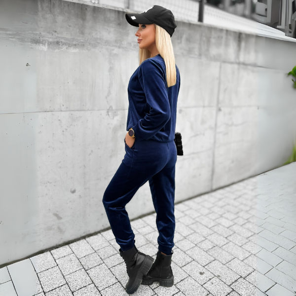 Trening COOL Bleumarin din catifea - decolteu in V