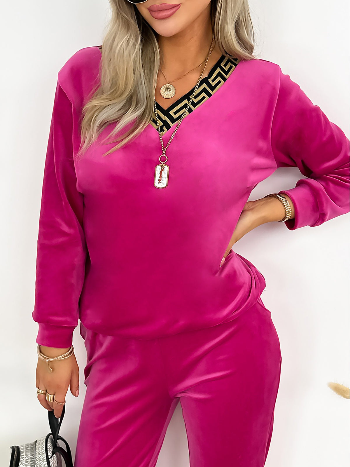 Trening COOL Fucsia din catifea - decolteu in V