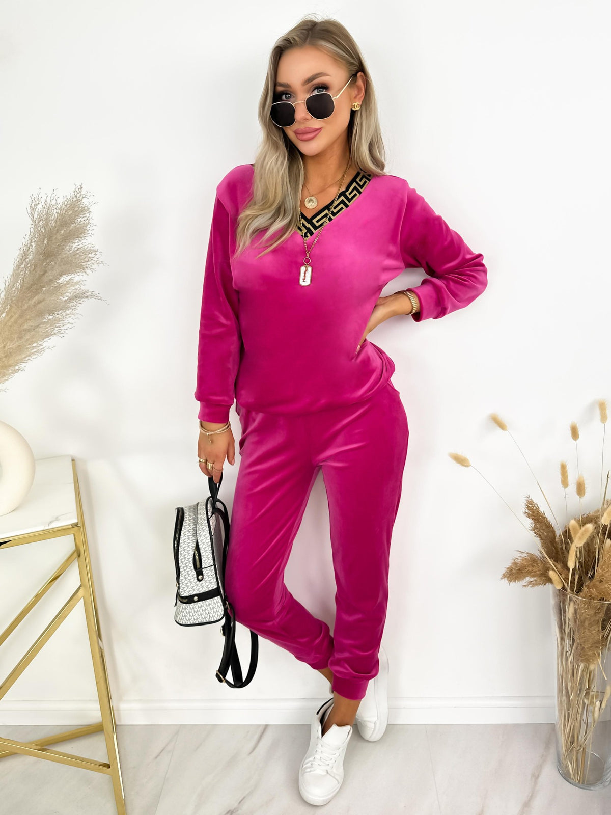 Trening COOL Fucsia din catifea - decolteu in V