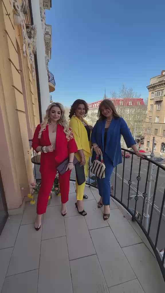 Compleu Tina Albastru - video produs
