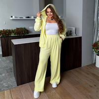 Trening Oversize Galben din Catifea Serin